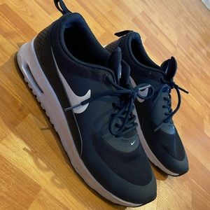 Air Max Thea